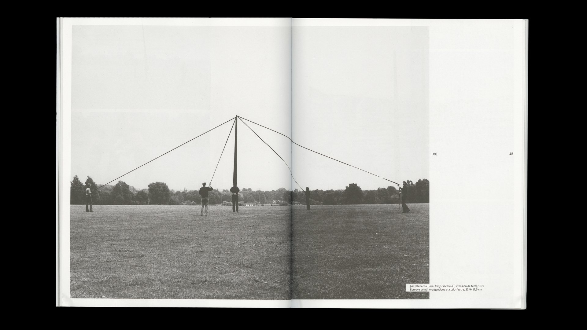 Rebecca Horn, Centre Pompidou, Théâtre des métamorphoses — double page du catalogue, vue 07 — Les Graphiquants